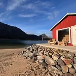 Casa Lofoten Quiet Privat Sauna At Kvalvika Reine Willa *