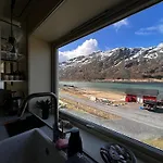 Casa Lofoten Quiet Privat Sauna At Kvalvika Reine Willa *