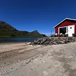 Willa Casa Lofoten Quiet Privat Sauna At Kvalvika Reine *