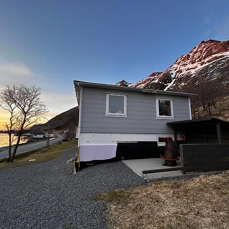 Villa Casa Lofoten Sauna Surfing Kvalvika Reine Ramberg